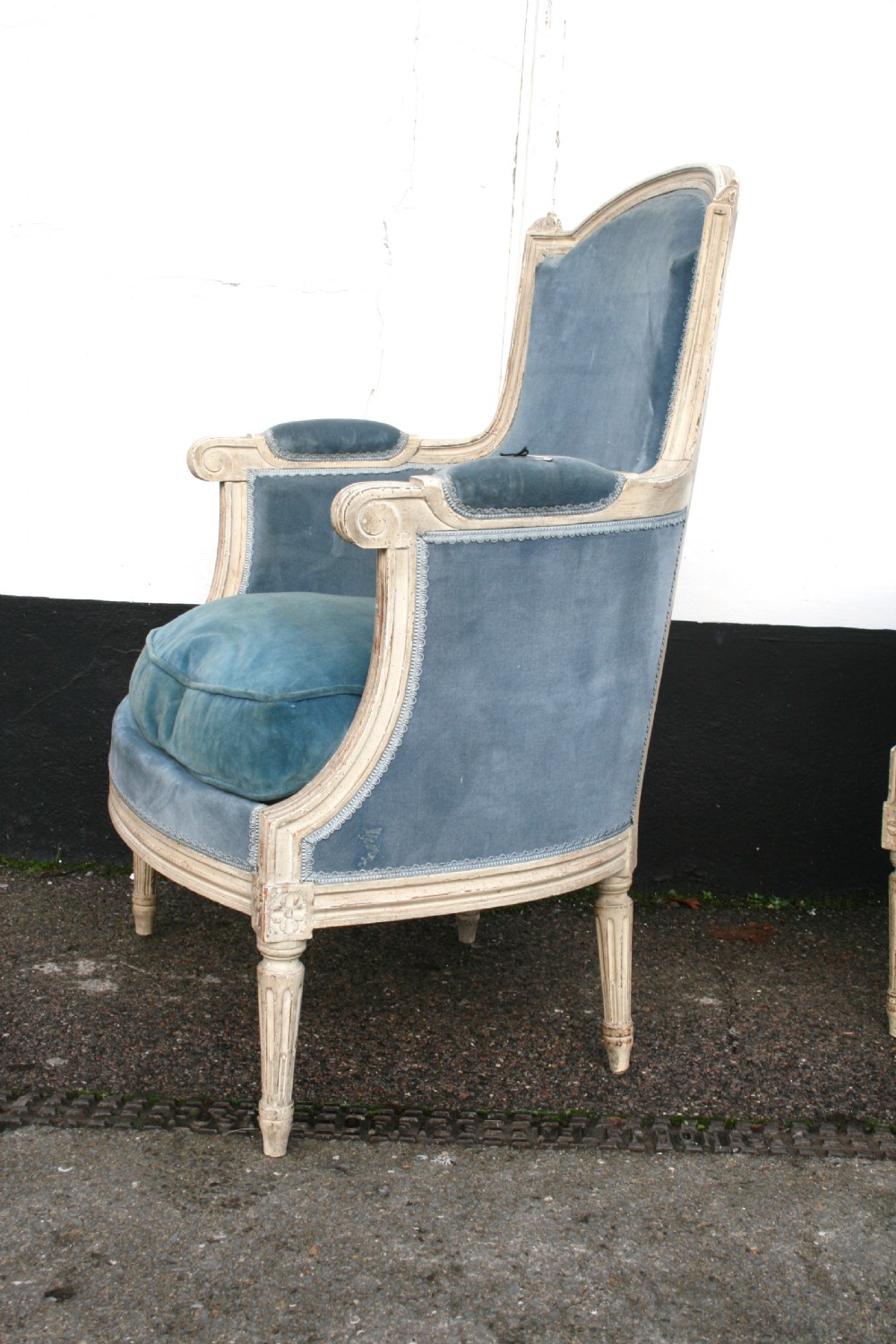 pair of french louis16 style in original paint  View III