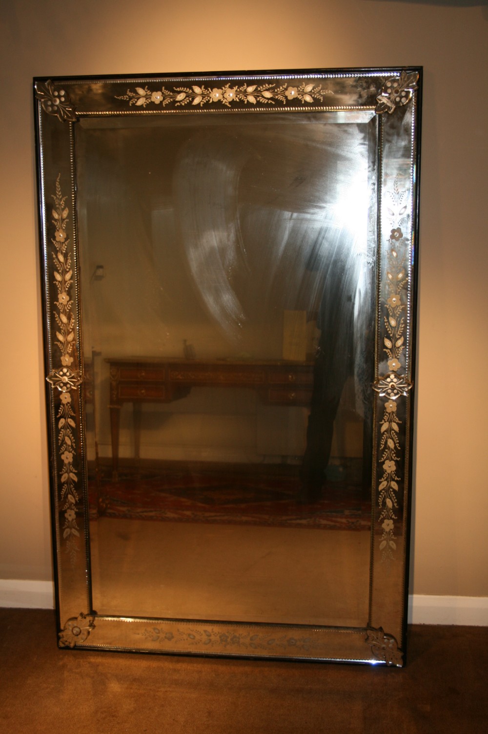 Venetian mirror 