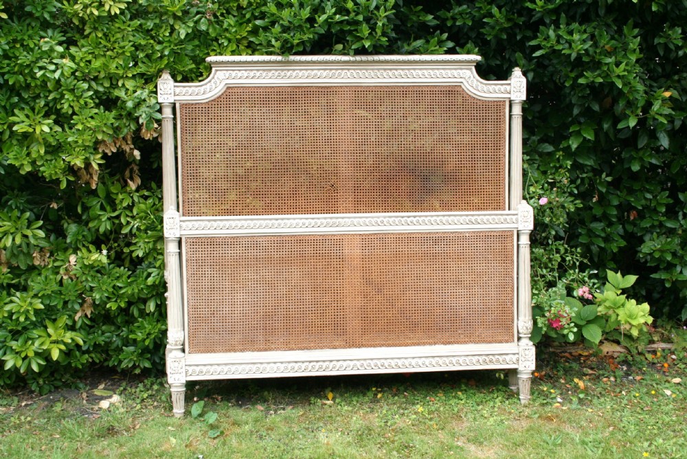 pretty french paint bed 