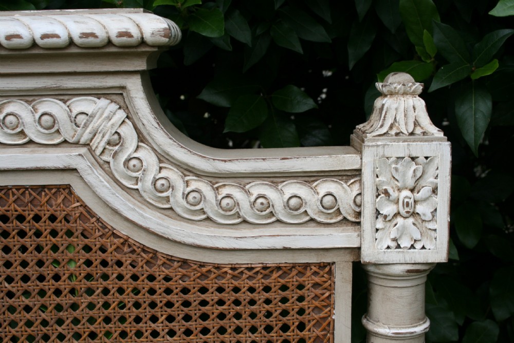 pretty french paint bed  View IV
