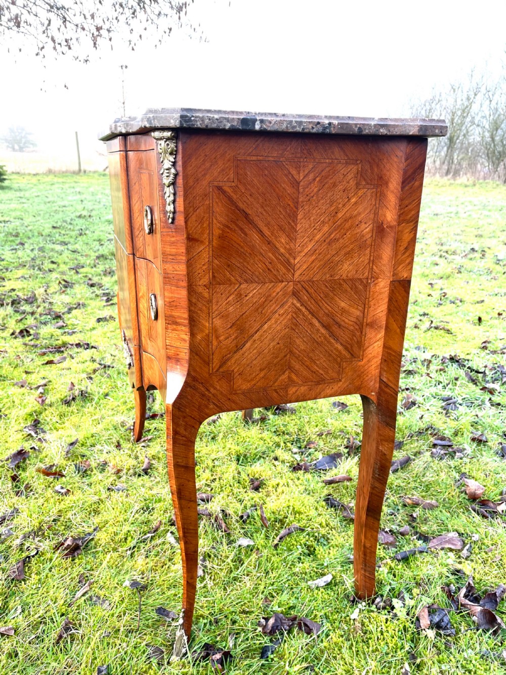 Pretty small french commode  View IV