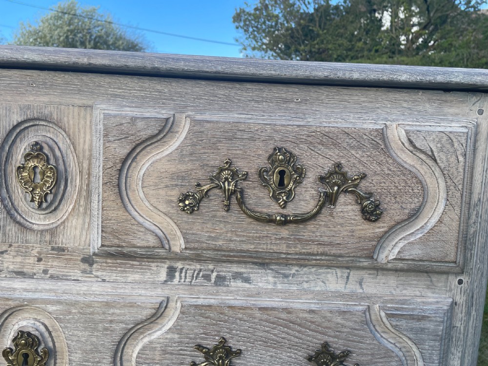 18th oak commode  View VIII