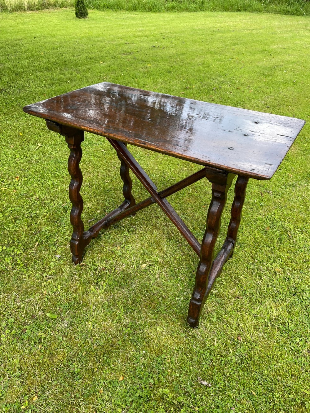 18th century Spanish table 