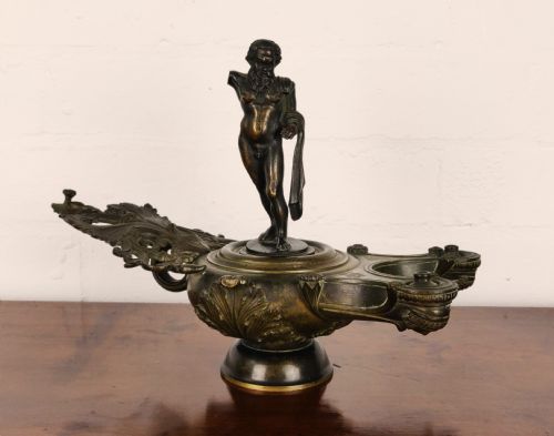 A Quality 19thc Bronze Oil Lamp