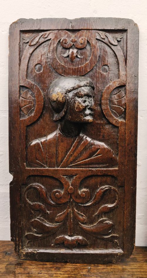 fig 1. A fine pair of 16th century Romayne panels.