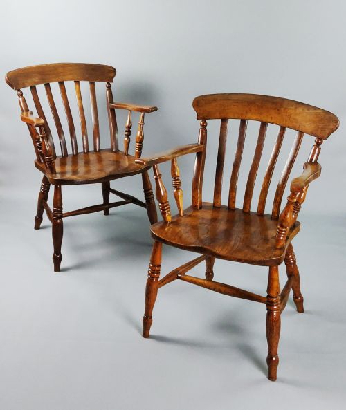 A Pair of 19th Century Country Windsor Chairs.