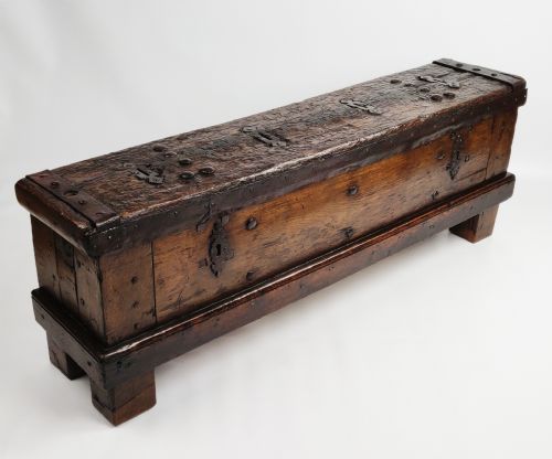 fig 1. An early 16th century coin chest.