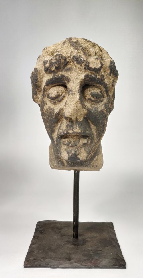 fig 1. A pair of 14th century European stone heads. 