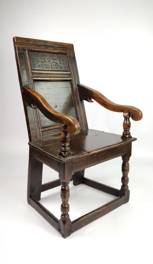 fig 1. An early 17th century English wainscot chair.
