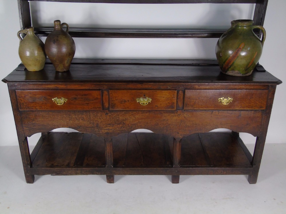 18th century Montgomeryshire Dresser View II