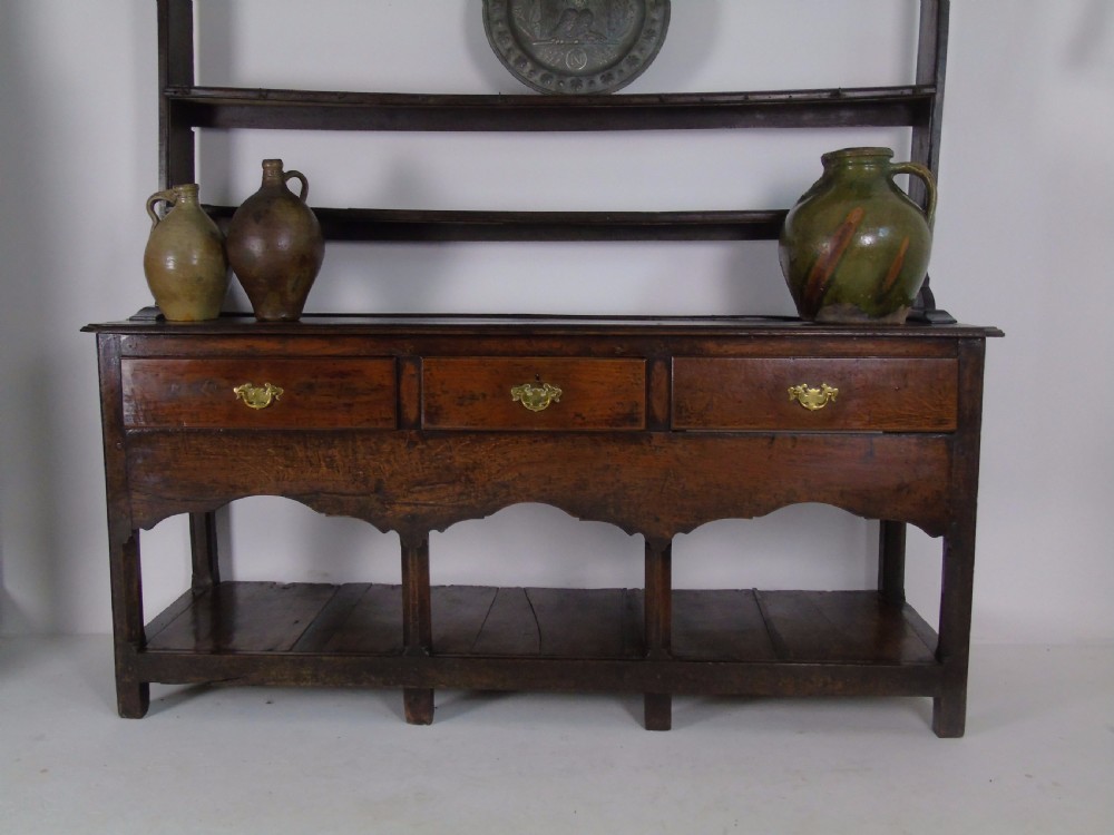 18th century Montgomeryshire Dresser View III