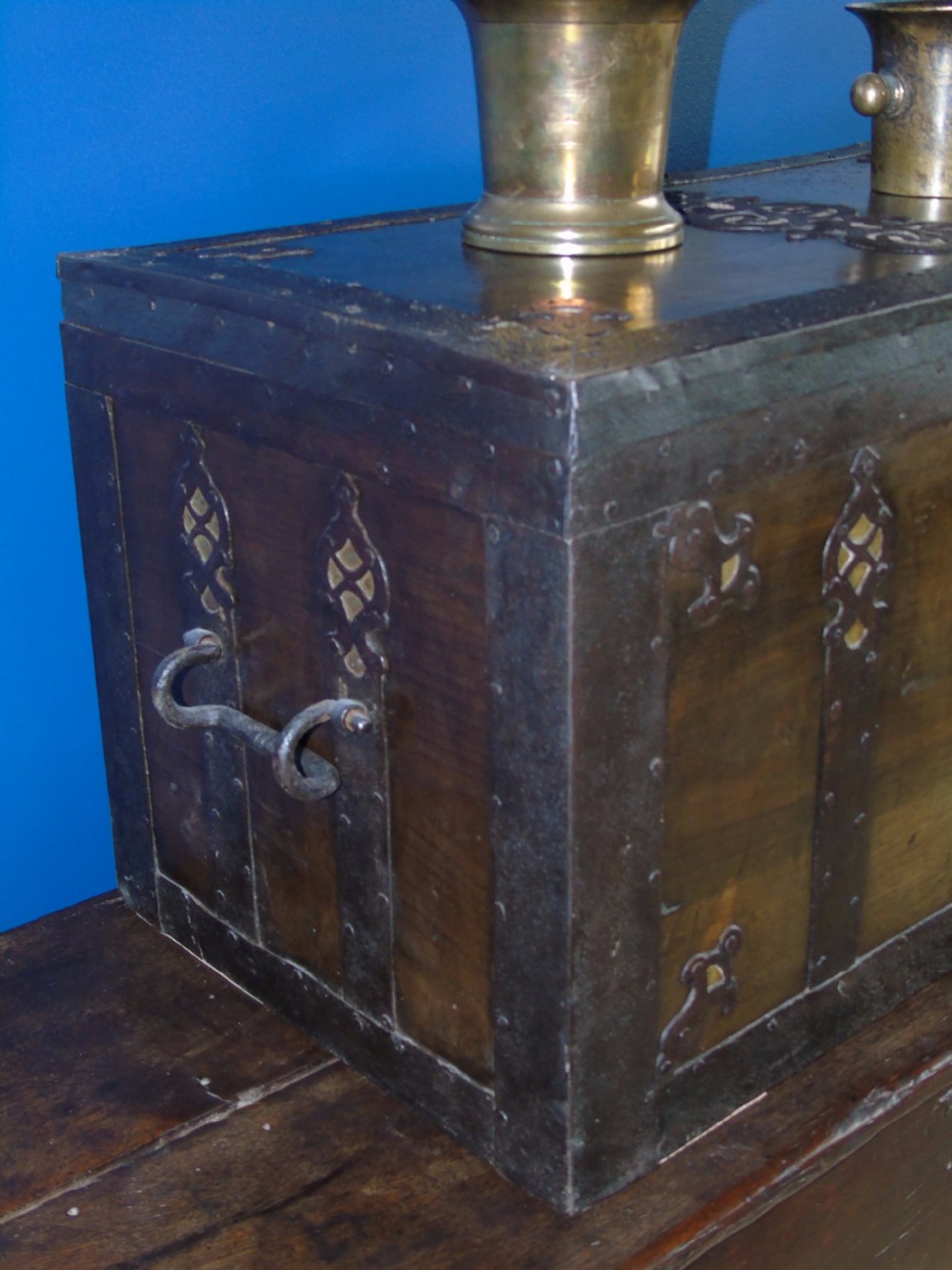 17th century iron bound walnut chest View III