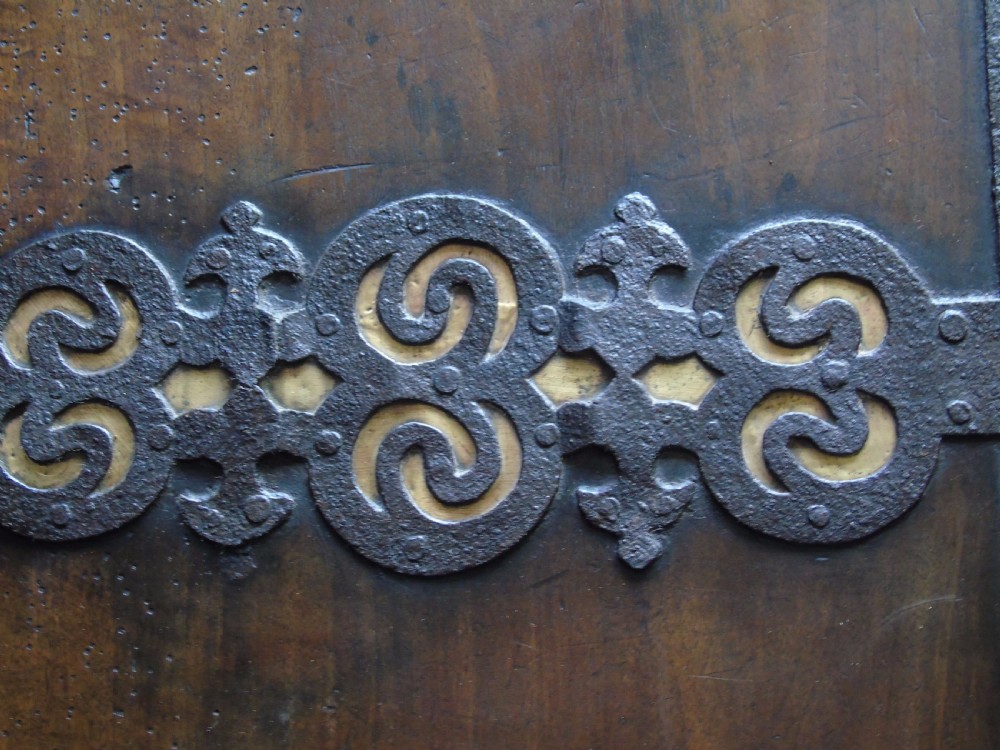 17th century iron bound walnut chest View IX