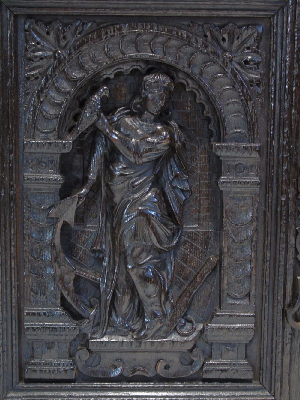 Large 19th Century Flemish cupboard View XII