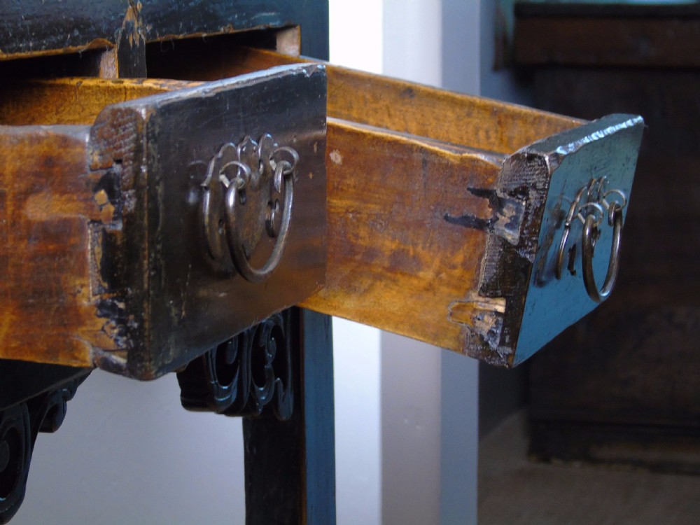 19th century Chinese side table View IX