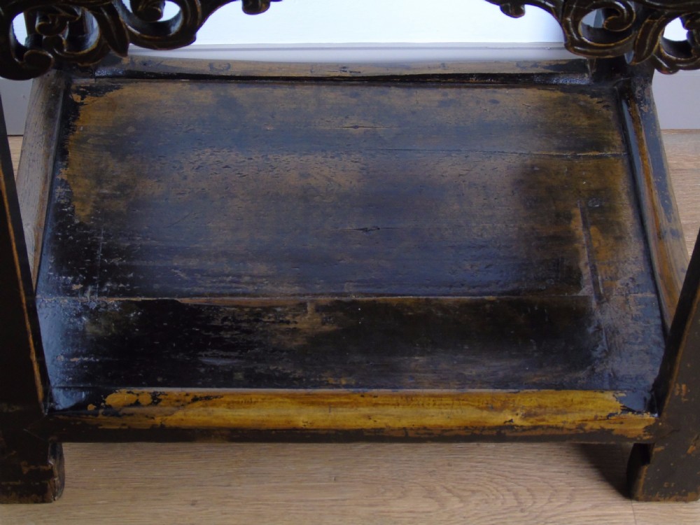 19th century Chinese side table View XV