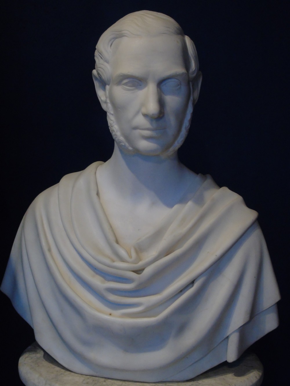 A fine 19th C marble bust of a gentleman View II
