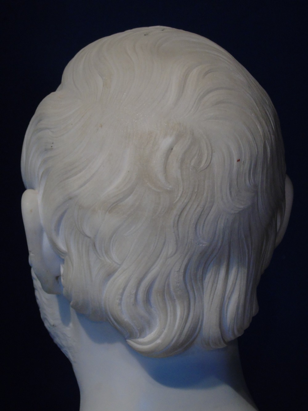 A fine 19th C marble bust of a gentleman View VII