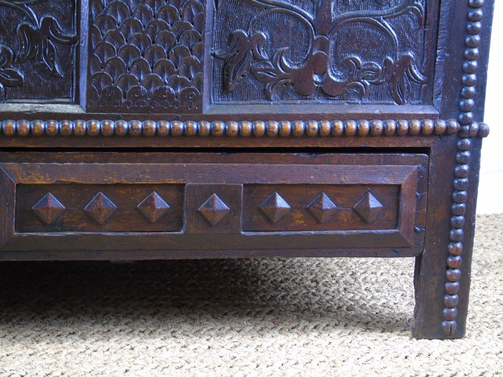 A lovely 17th century mule chest View VII