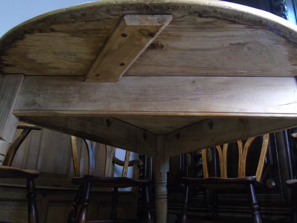 A fine and large 19th Century cricket table View III