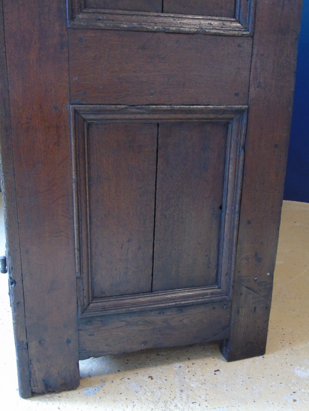 A fabulous late 16th Century Flemish cupboard View XIX