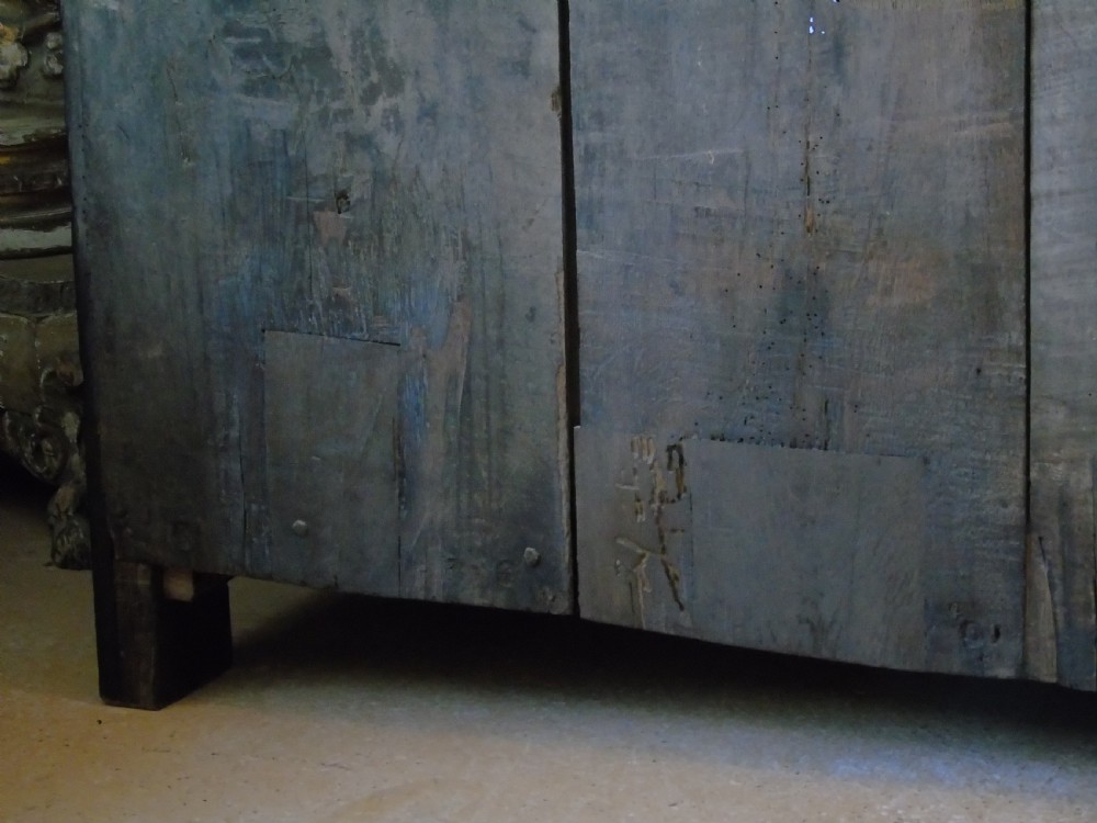 A fabulous late 16th Century Flemish cupboard View XXV