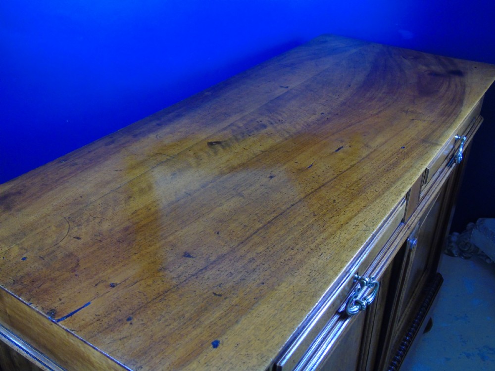 A fine Quality 19th Century walnut sideboard View VII