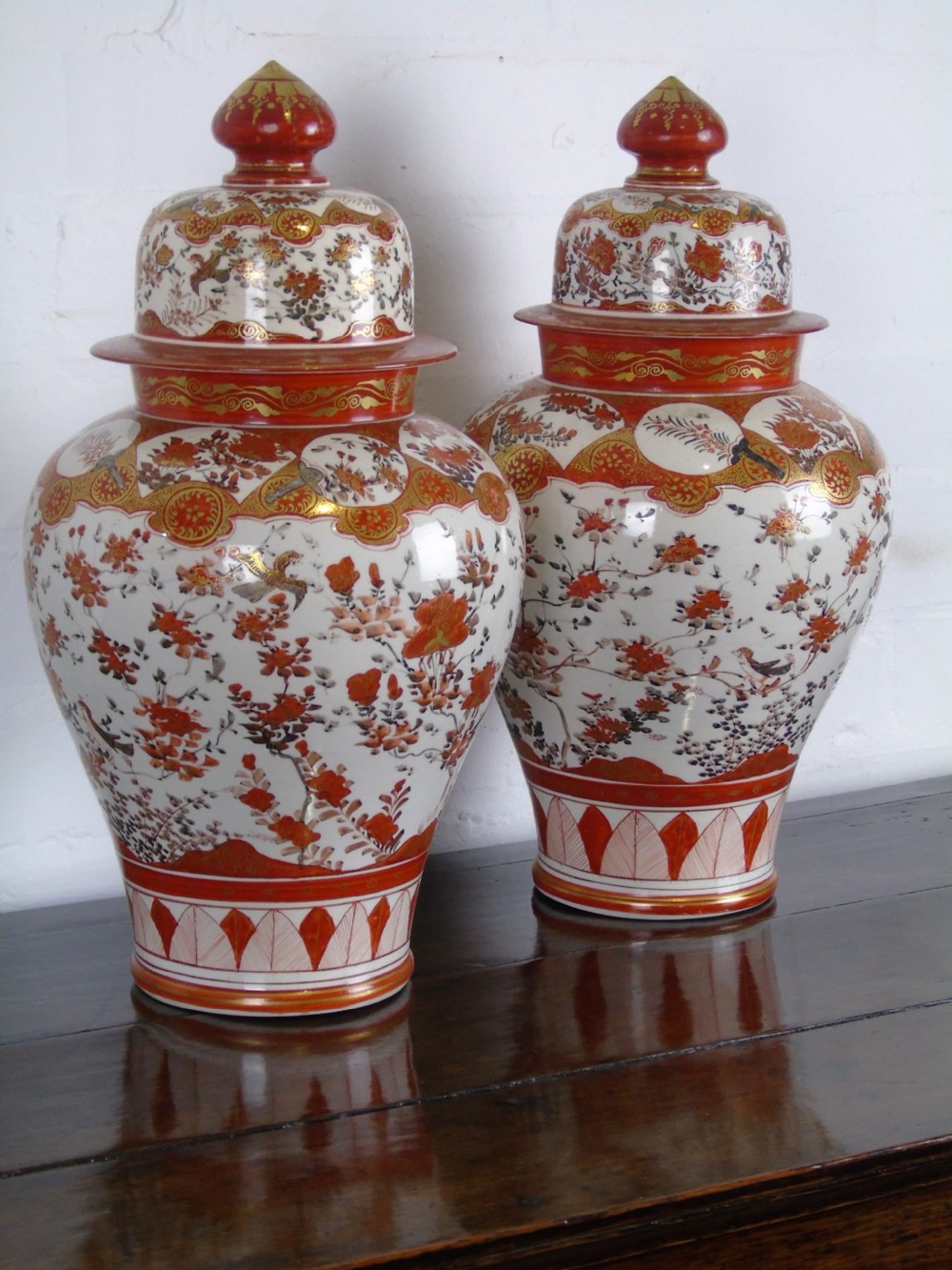 A pair 19th century Japanese Meiji vases with similar bowl
