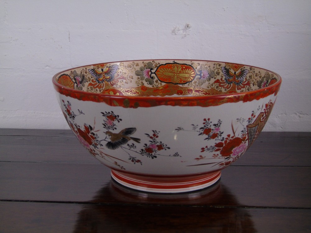 A pair 19th century Japanese Meiji vases with similar bowl View XIII