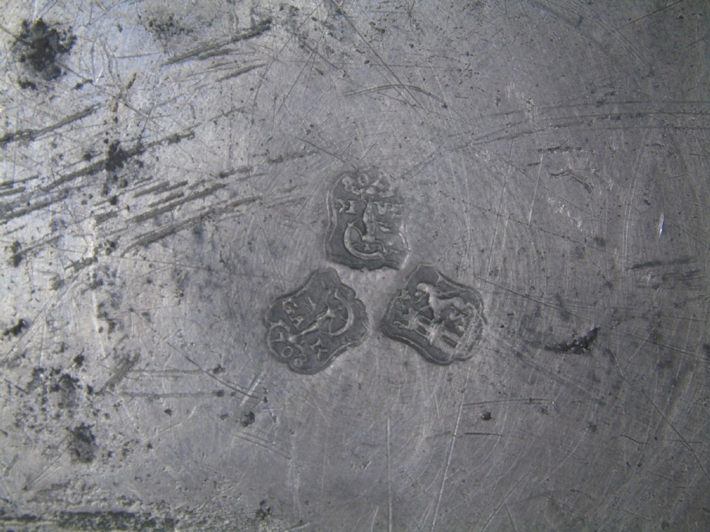 Early 18th Century wriggle-work pewter charger View VI