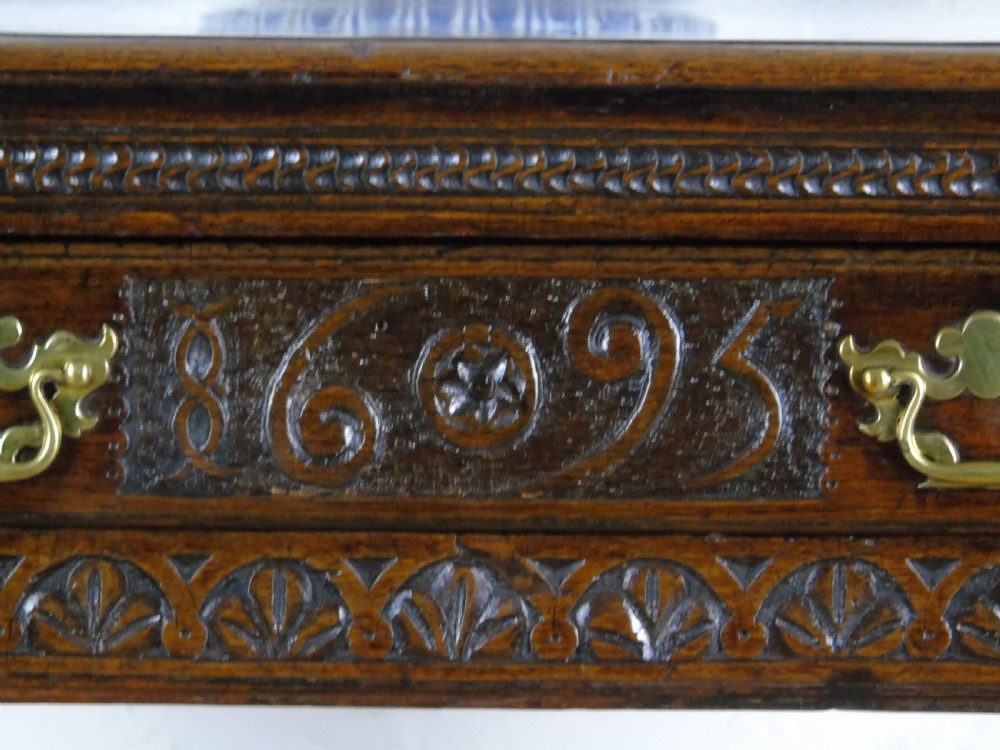 A fabulous 17th century oak side table View VIII
