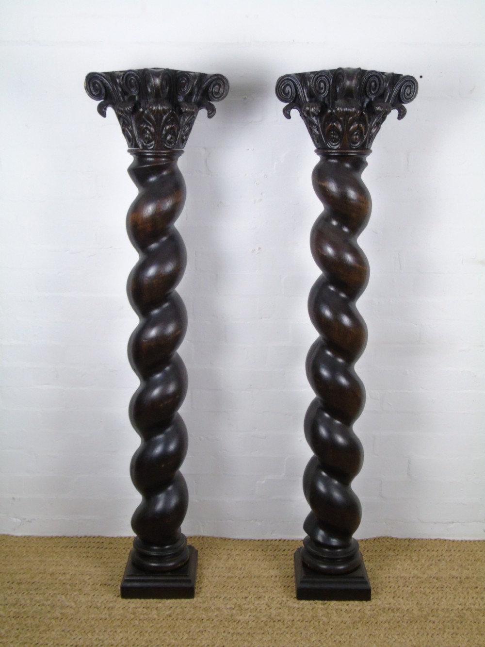 A pair of 19th century Corinthian columns