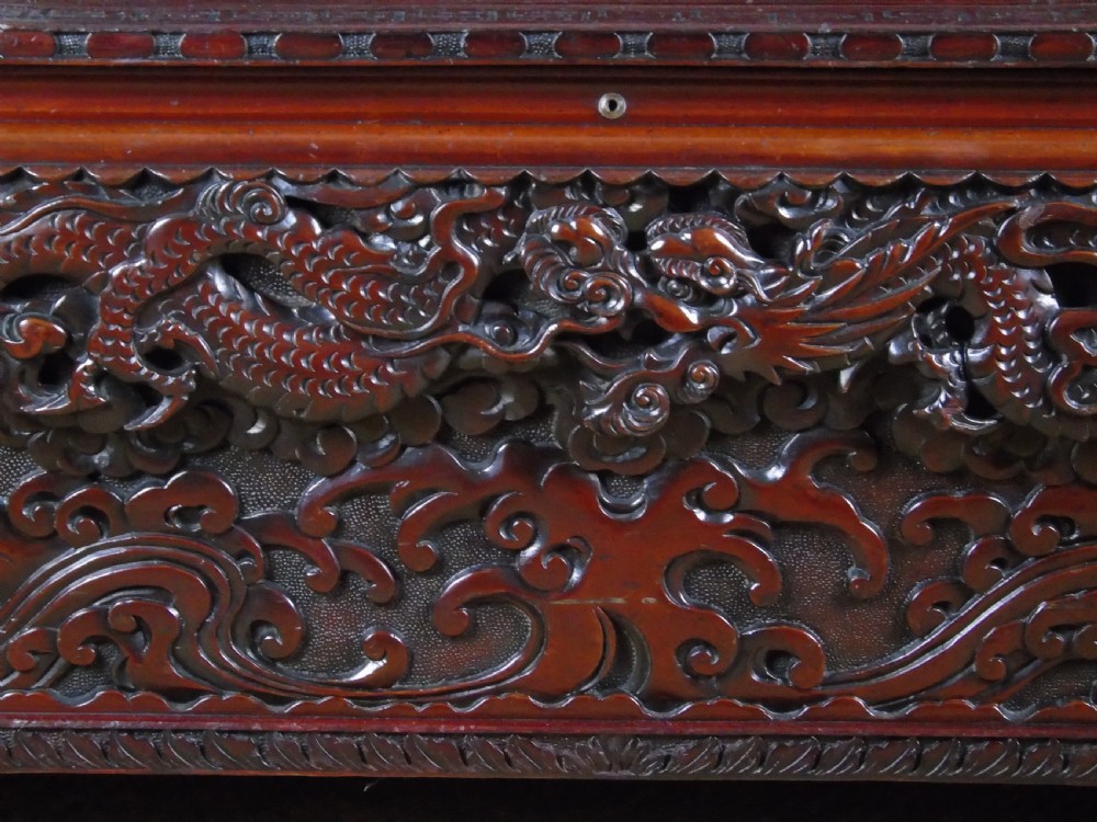 A Superb quality Japanese export box settle  View XI