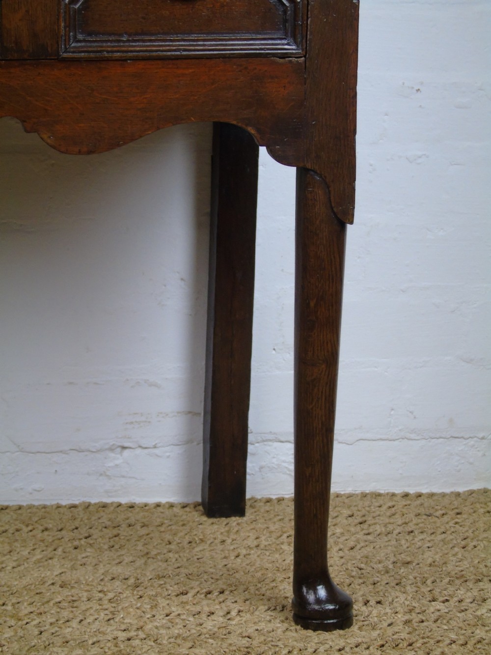 A fine 18th century Dresser base View V