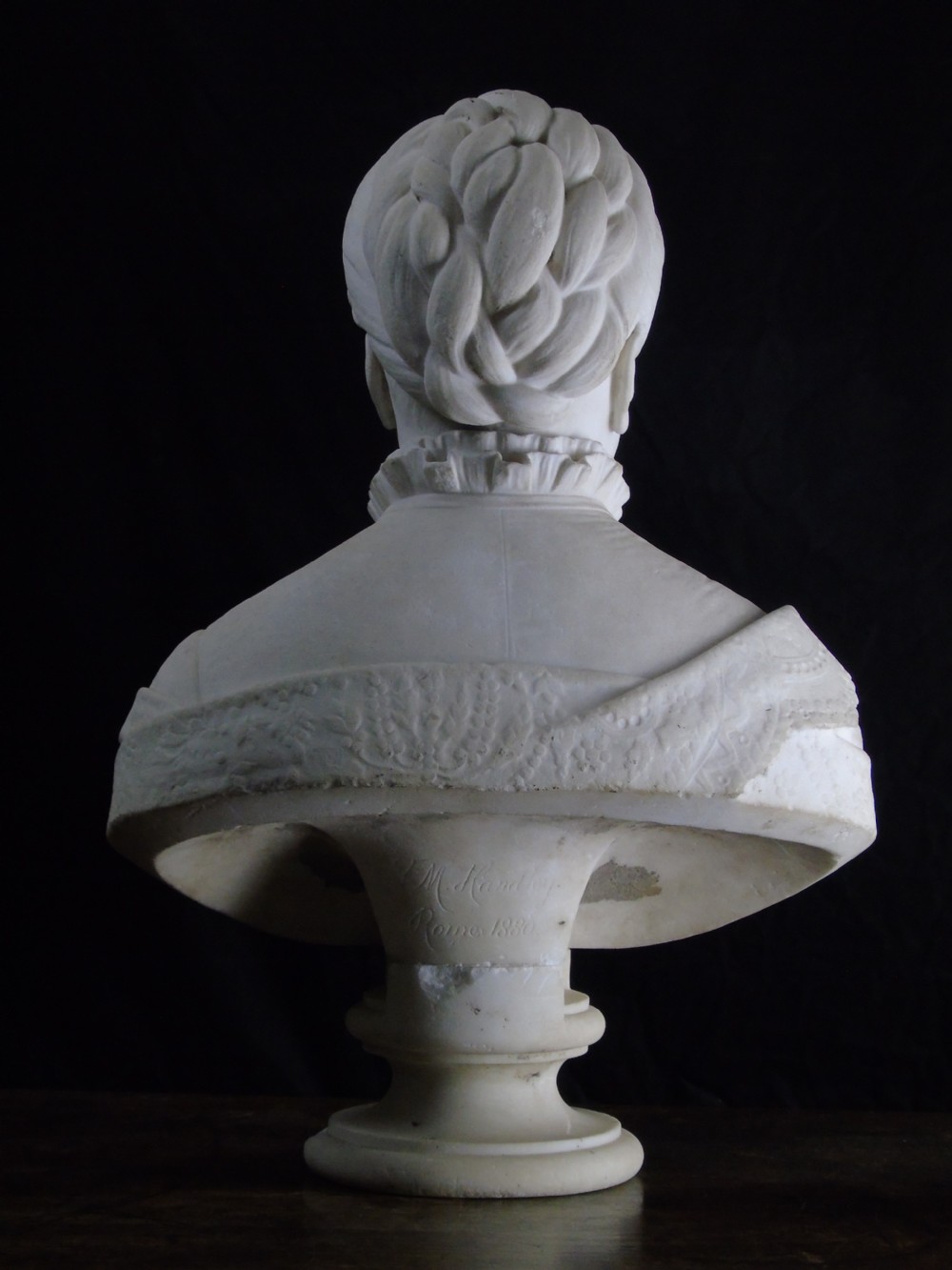 A quality 19th century marble bust View XXI