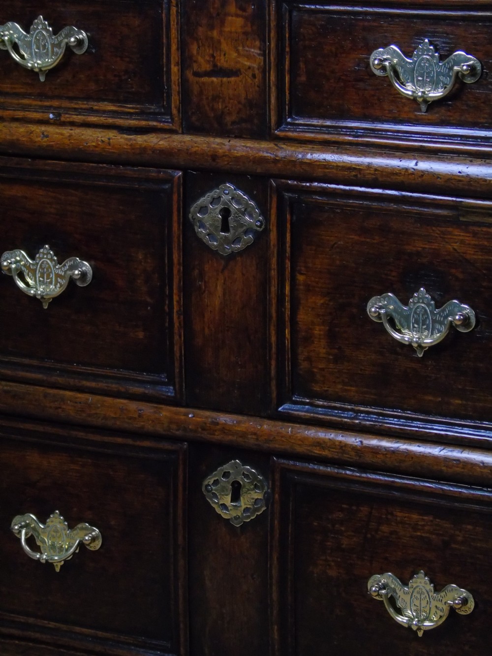 A fine early 18th century chest of drawers View XVIII