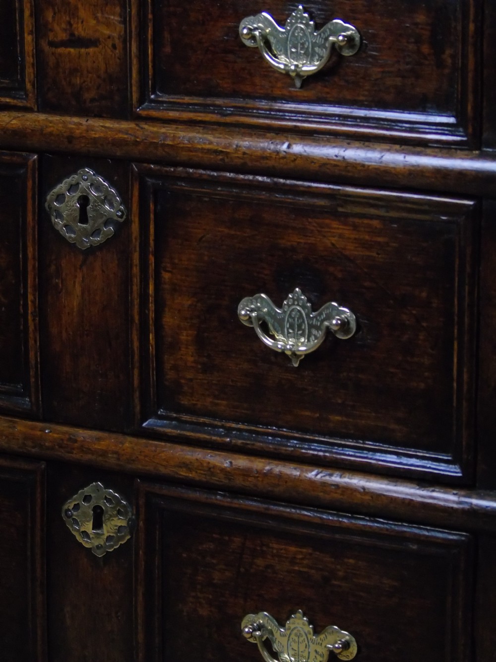 A fine early 18th century chest of drawers View XIX