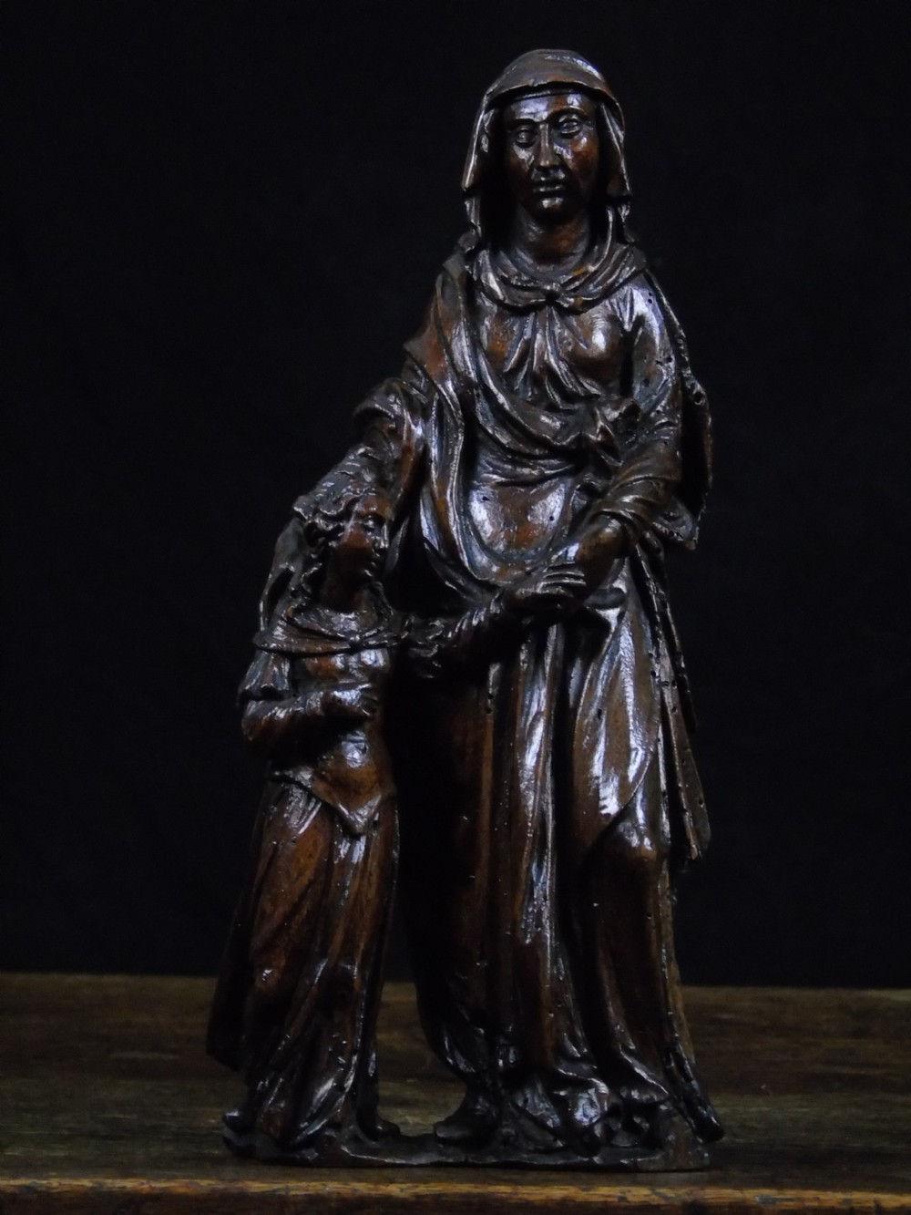 A quality late 16th - early 17th century carving of saint Anne & Mary