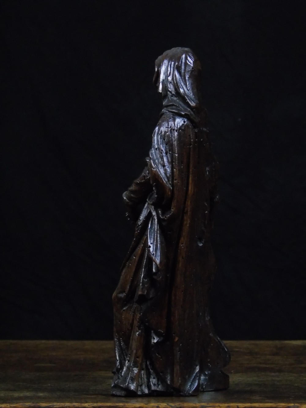 A quality late 16th - early 17th century carving of saint Anne & Mary View V