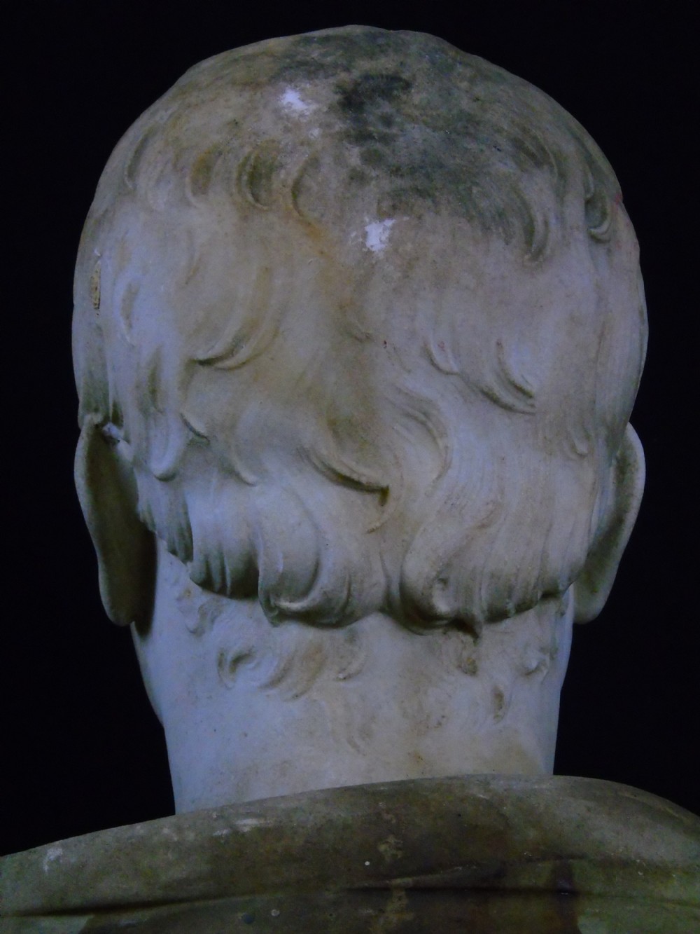 A fine and very large 19thC marble bust  View XV