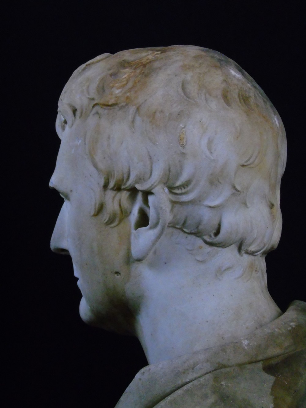 A fine and very large 19thC marble bust  View XXI