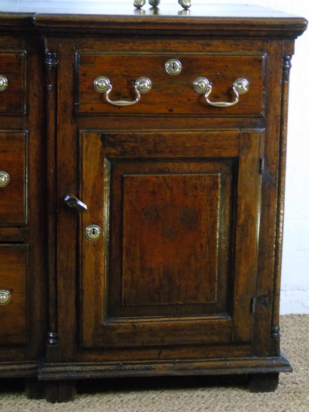 A fine 18th century dresser base View VII