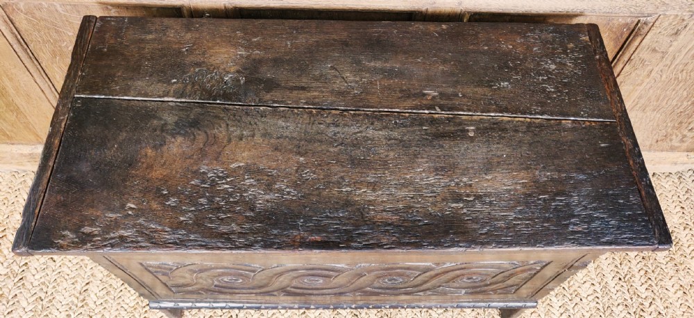 A small 17thC plank coffer View II