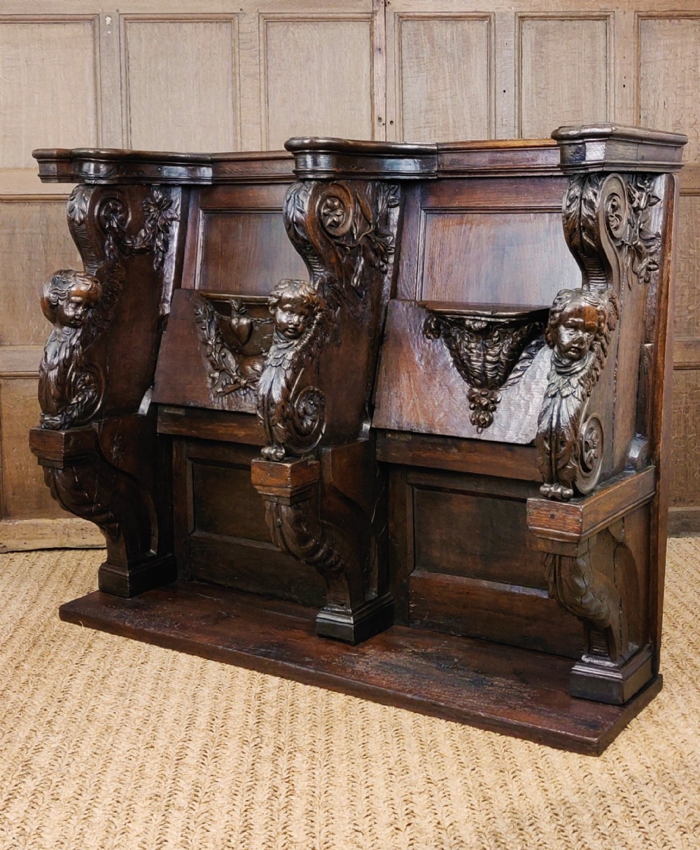An exceptionally rare 17thC church pew with Misericords - Royal provenance 