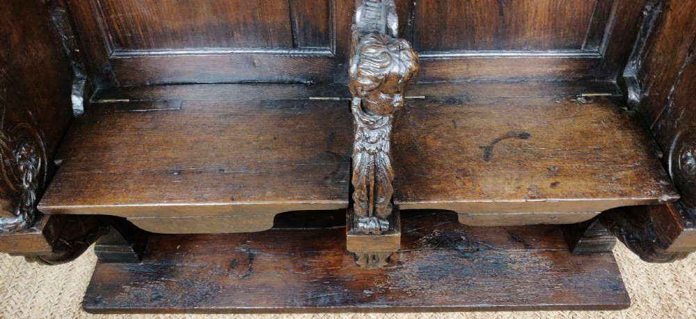 An exceptionally rare 17thC church pew with Misericords - Royal provenance  View IX