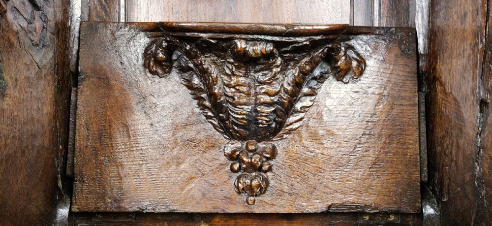 An exceptionally rare 17thC church pew with Misericords - Royal provenance  View XIII