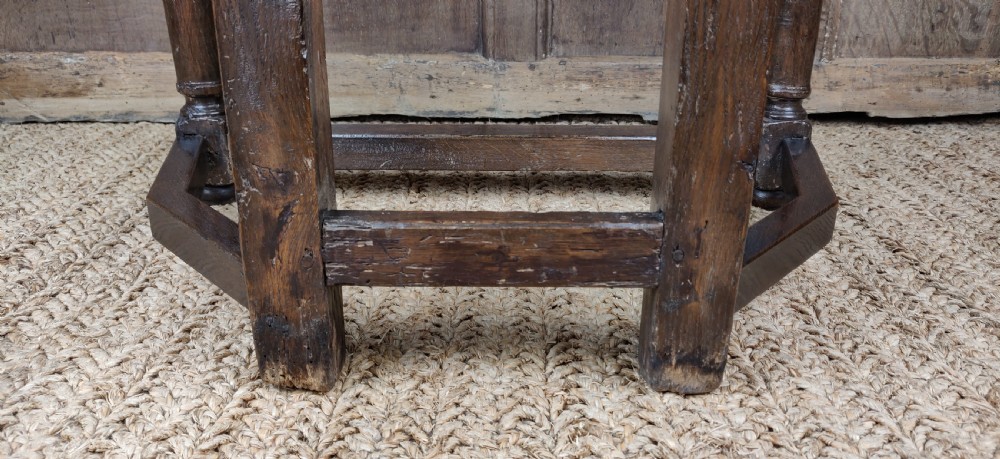 A rare late 16thC Caqueteuse chair  View XIV