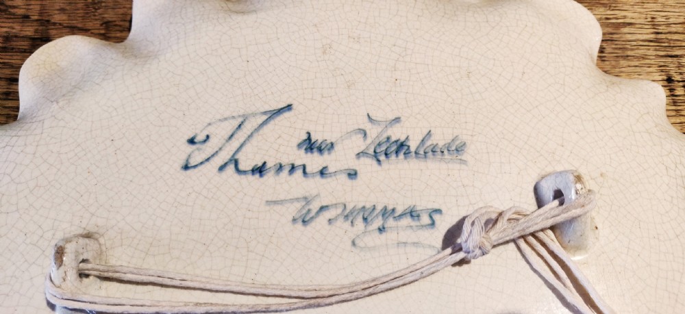 A pair of decorative blue and white plates View IX