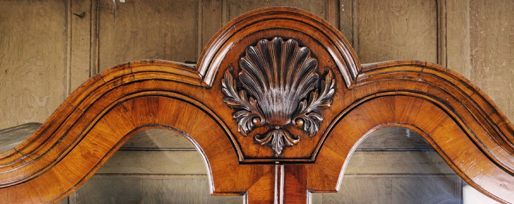 A super quality 19thC Irish walnut bookcase on stand View XIV