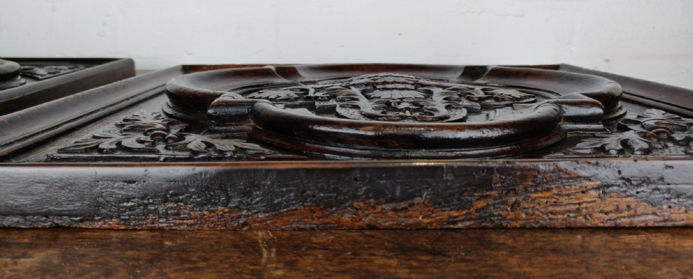 A pair of 17th century Carved panels View IV